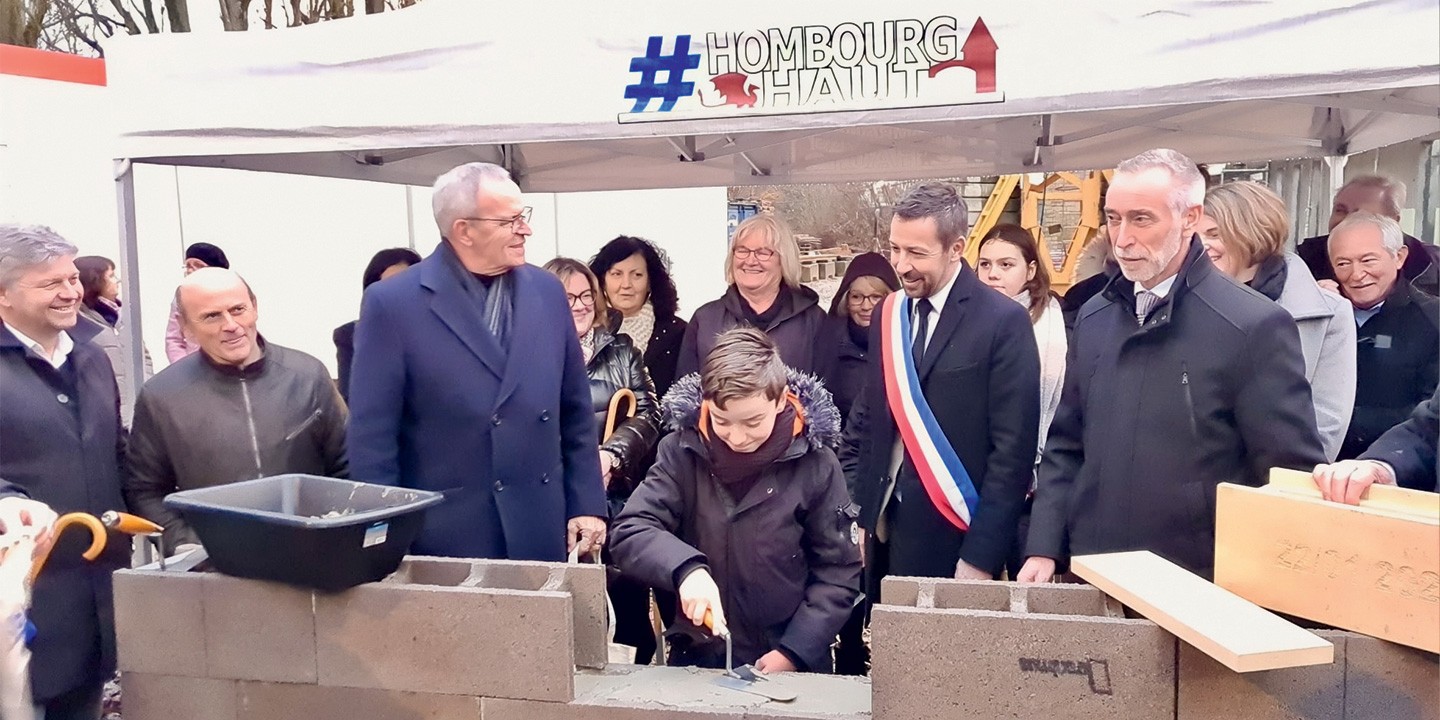 1re pierre de l’école Samuel Paty – Dominique Bernard à Hombourg-Haut